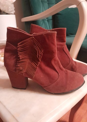 Kahverengi Süet Püsküllü Kadın Bot - Görsel 3