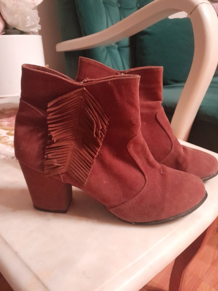 Kahverengi Süet Püsküllü Kadın Bot - Görsel 3