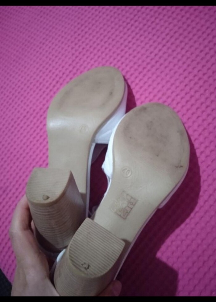 Deri topuklu ayakkabı - Görsel 3