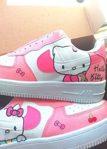 Nike Hello kitty tasarım air force 