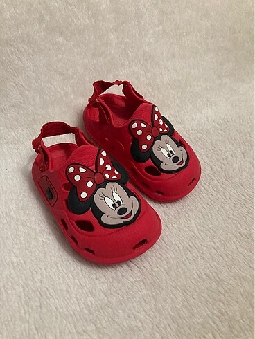 LCW Minnie Mouse Lisanslı Bebek Terlik Sandalet