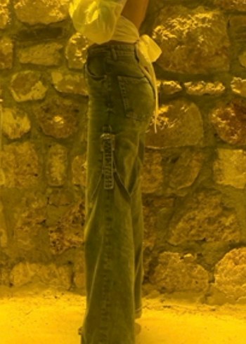 Sarı Yılan Desenli Kadın Süet Bol Kesim Pantolon - Görsel 2