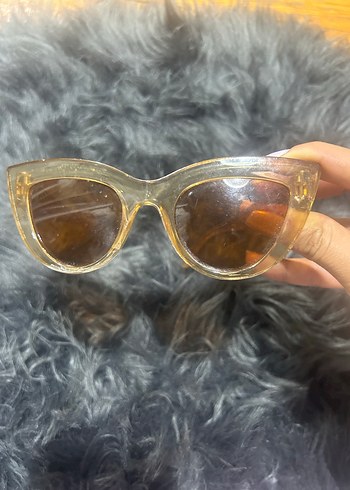 Şeffaf Bej Vintage Kadın Gözlüğü - Görsel 2