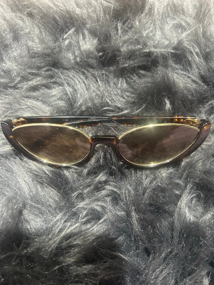Şeffaf Bej Vintage Kadın Gözlüğü - Görsel 5