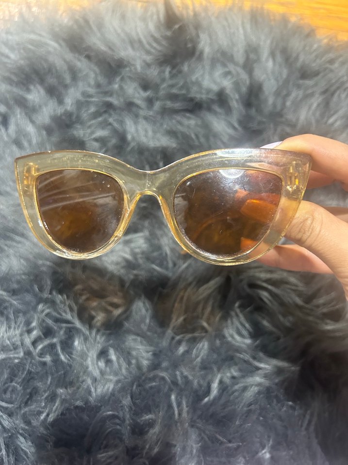 Şeffaf Bej Vintage Kadın Gözlüğü - Görsel 2