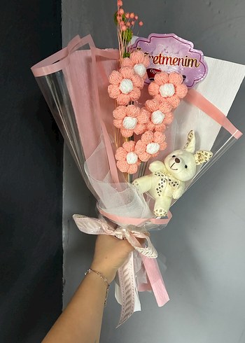 Pembe Öğretmenim Temalı Hediye Buketi