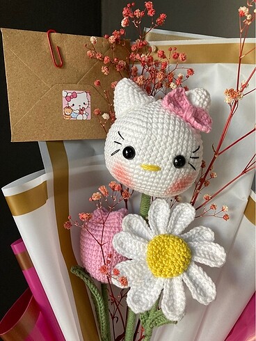  Beden Renk Hello kitty çiçek buketi
