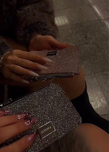 bershka ışıltılı cüzdan kartlik