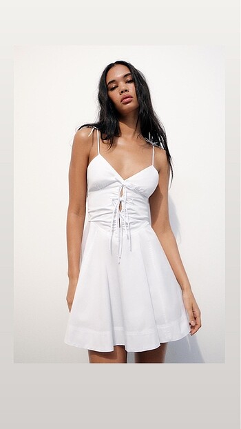 zara gabardin beyaz elbise