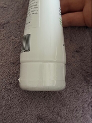 La Roche Posay Vitayes yüz yıkama jeli