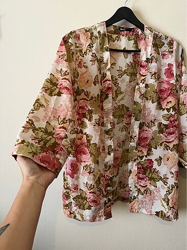 36 Beden Gül desenli kimono