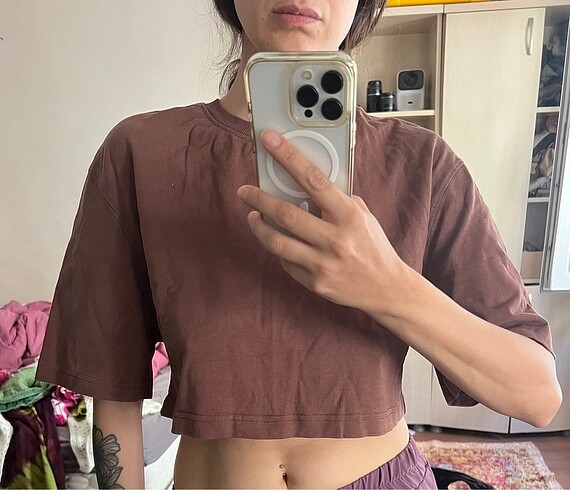 m Beden Crop tişört