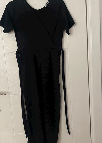 Siyah V Yaka Kısa Kollu Uzun Tulum - Görsel 3