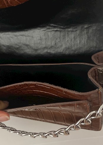 Zincir Detaylı Kahverengi Deri Kadın Çanta - Görsel 2
