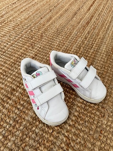 25 Beden Adidas çocuk ayakkabı