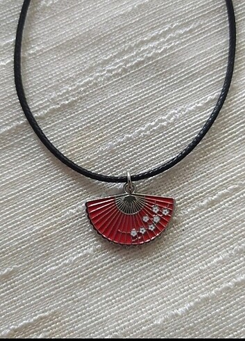 American Vintage Yelpaze kolye