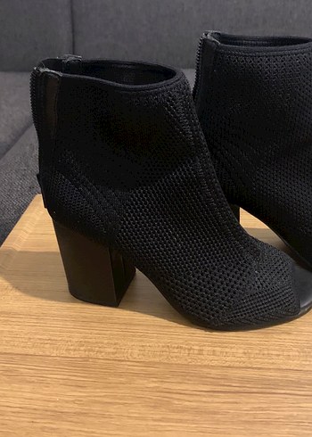 Siyah Örgü Desenli Kadın Topuklu Ayakkabı - Görsel 3