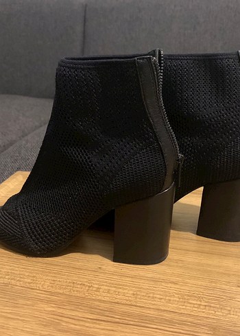 Siyah Örgü Desenli Kadın Topuklu Ayakkabı - Görsel 4