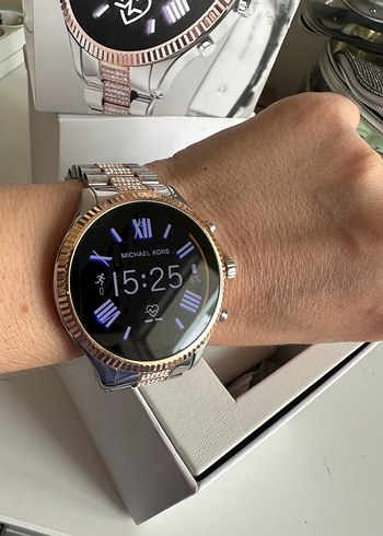 Beden gri Renk Michael Kors Kadın Altın Renkli Işıltılı Saat