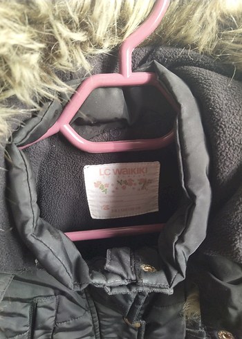 Kız Çocuk Siyah Kürklü Kemerli Mont - Görsel 5