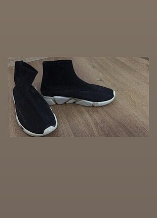 Siyah çorap ayakkabı 