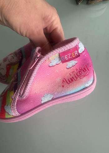 Kız Çocuk Pembe Unicorn Desenli Sıcak Ev Terliği - Görsel 2