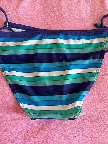m Beden Bikini altı