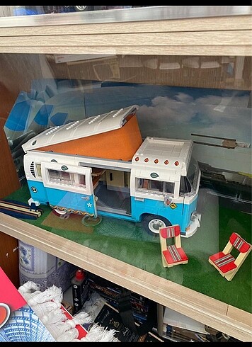 Diğer LEGO 10279 VOLKSWAGEN T2