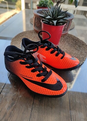 Nike Mercurial Vip kalitede 28 krampon