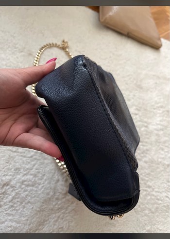 Zincir Detaylı Siyah Deri Kadın Çanta - Görsel 4