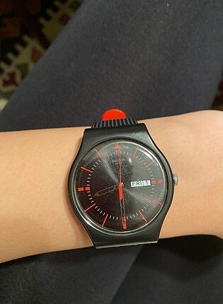 SWATCH SAAT