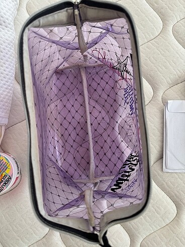 Beden mor Renk Victoria Secret Makyaj Çantası