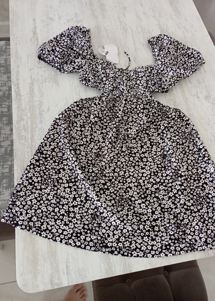 Beli açık elbise  - Görsel 2