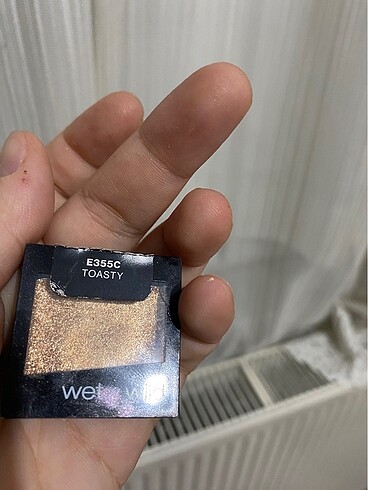 Wet n wild Göz farı