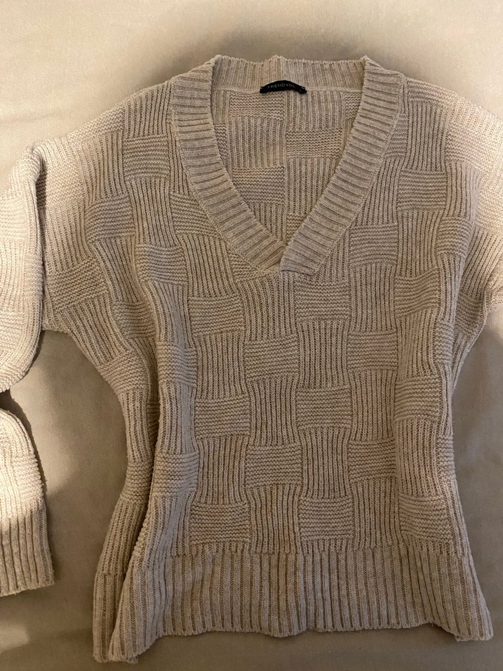 V Yaka Örgü Kadın Kazak - Görsel 3