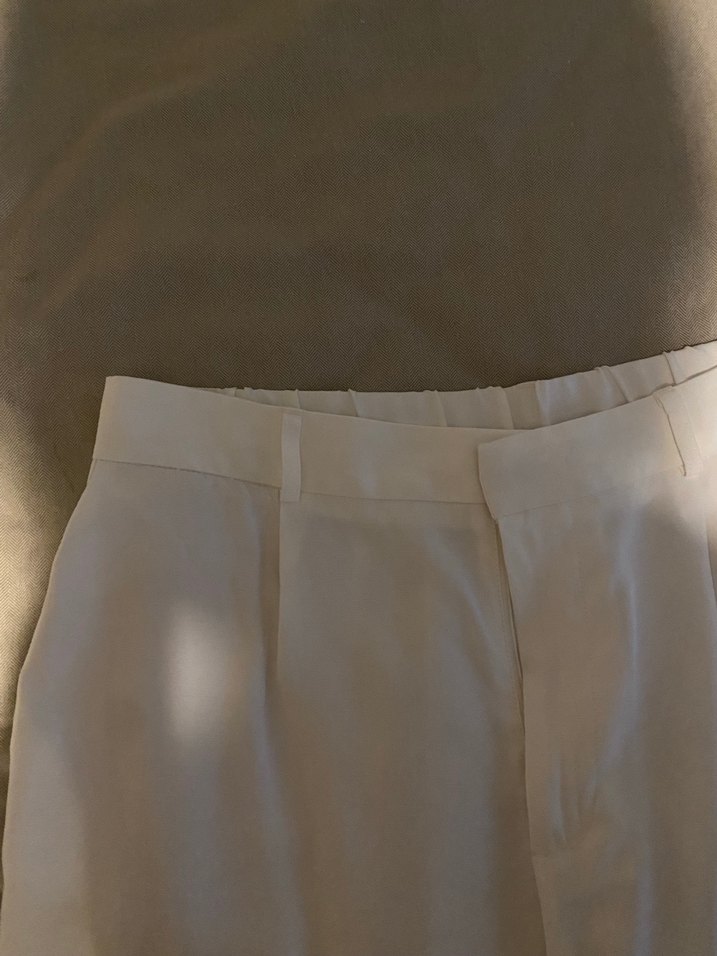 Beyaz Kumaş Pantolon - Görsel 2