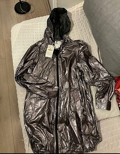 s Beden ZARA YAĞMURLUK