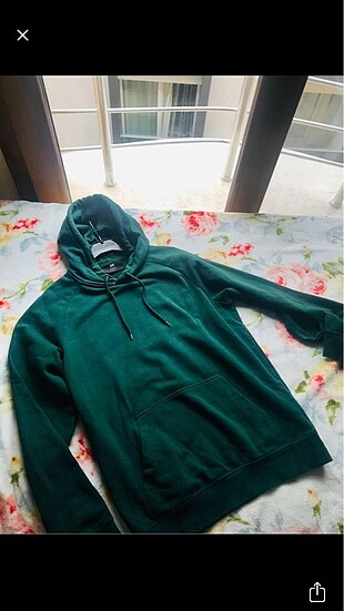 H&m sweatshirt