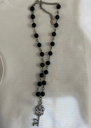 Beden Siyah Boncuklu Anahtarlı Uzun Gotik Kolye