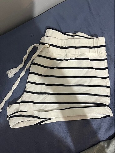 xs Beden çizgili şort