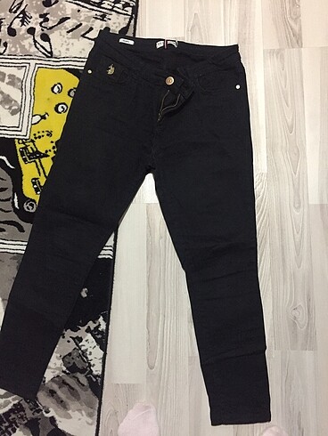 Us polo siyah dar pantolon