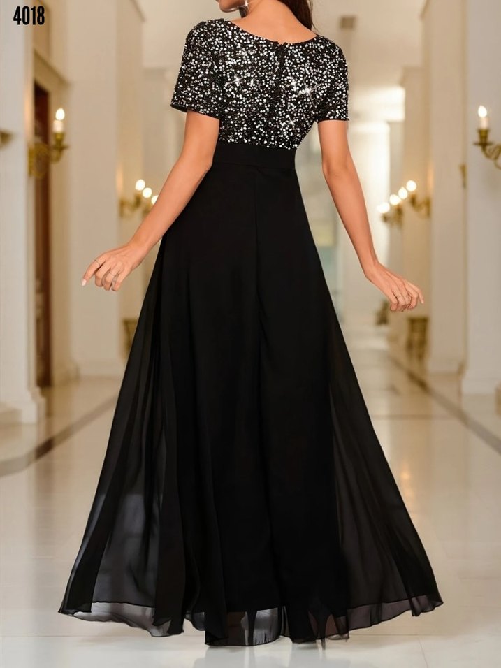 Drapeli V Yaka Siyah Uzun Abiye Elbise - Görsel 2