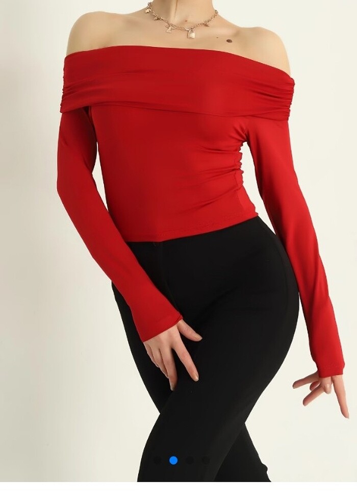 Madonna yaka bluz koyu kırmızı - Görsel 3