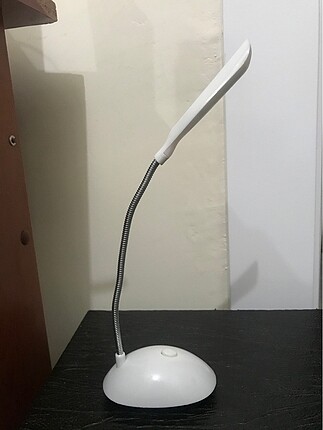 Led masa lambası pilli