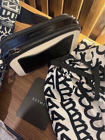 Beden Marc Jacobs çanta