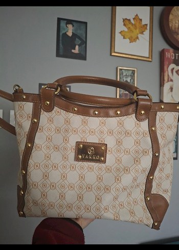 VAKKO Kahverengi Tokalı Bej Deri Kadın Çanta - Görsel 2