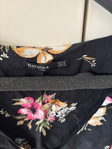 Bershka Elbise