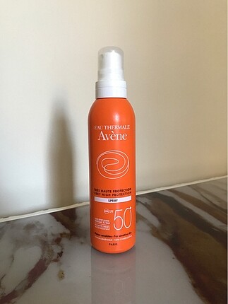 Avene Güneş kremi 50+