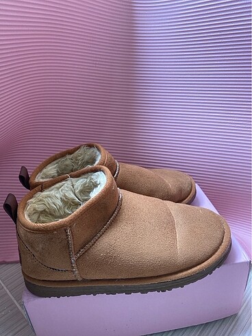 Kısa ugg
