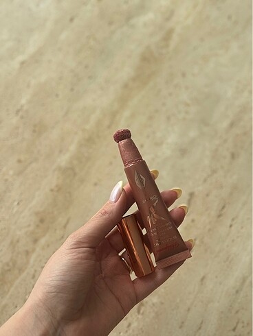Beden Charlotte Tilbury | Allık
